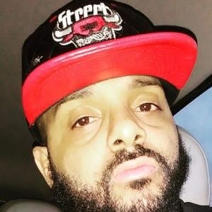 Meet your Posher, Corey